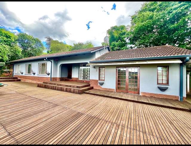 4 BEDROOM HOUSE FOR SALE IN CLARENDON